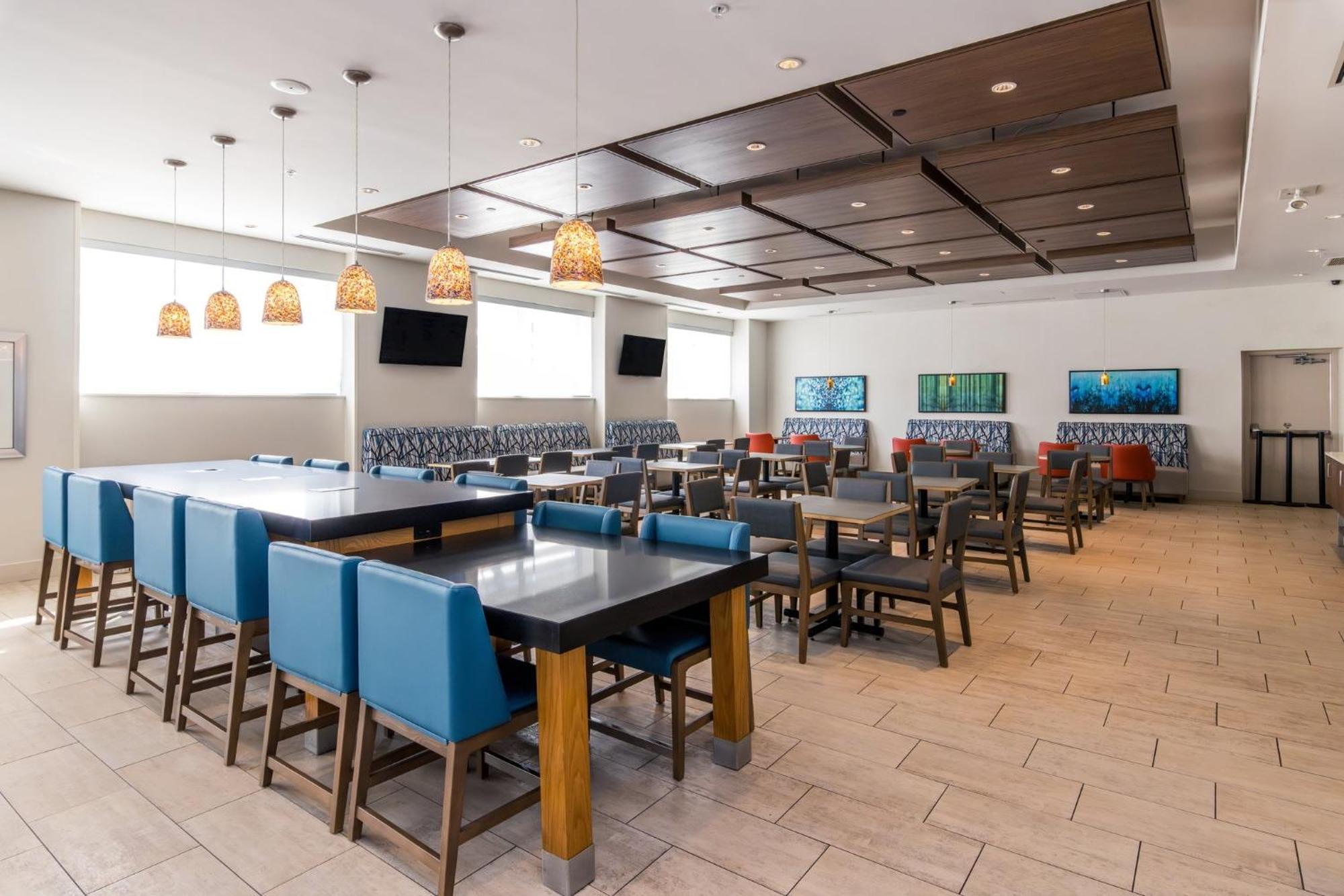 Holiday Inn Express & Suites Downtown Louisville By Ihg Exteriér fotografie