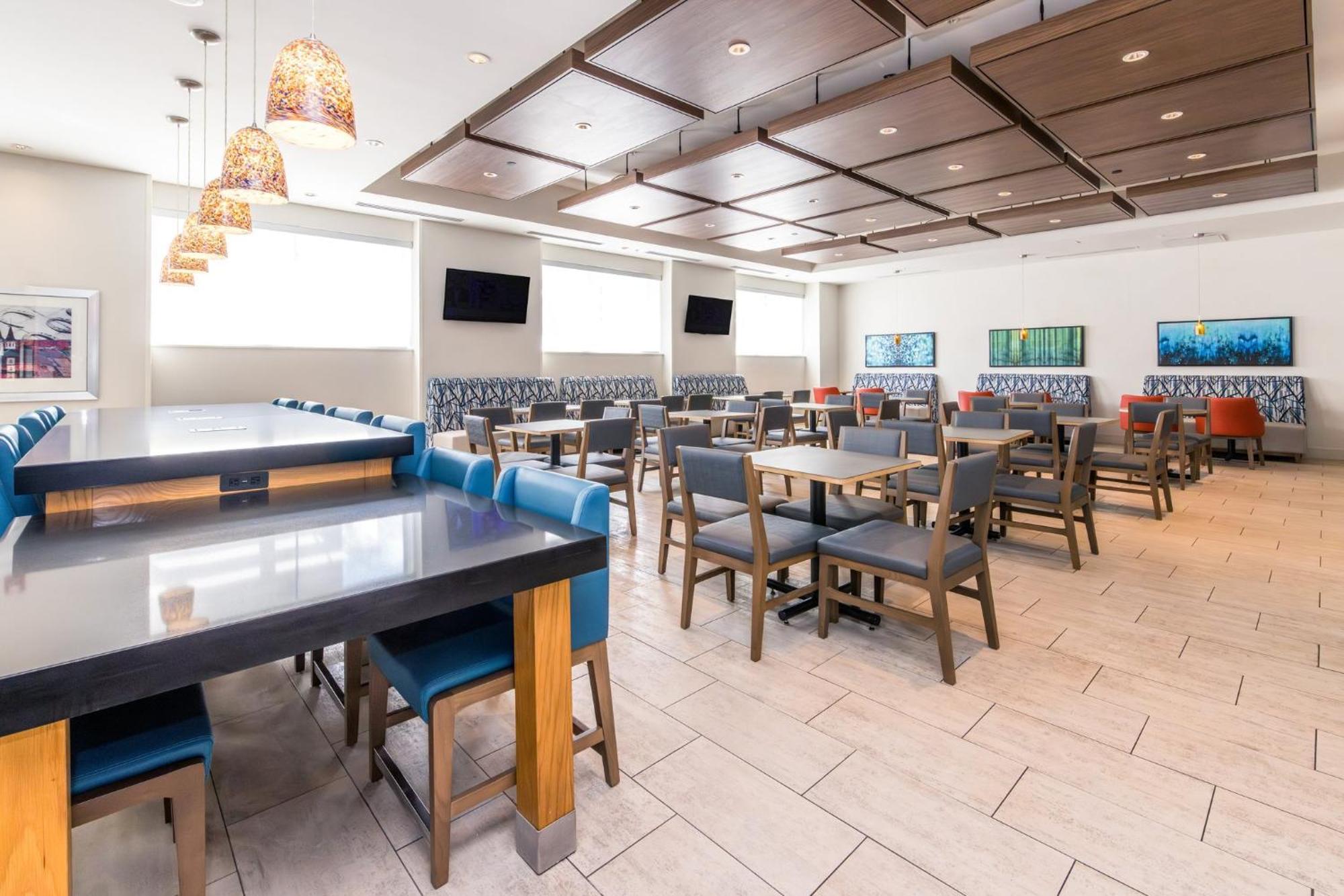 Holiday Inn Express & Suites Downtown Louisville By Ihg Exteriér fotografie