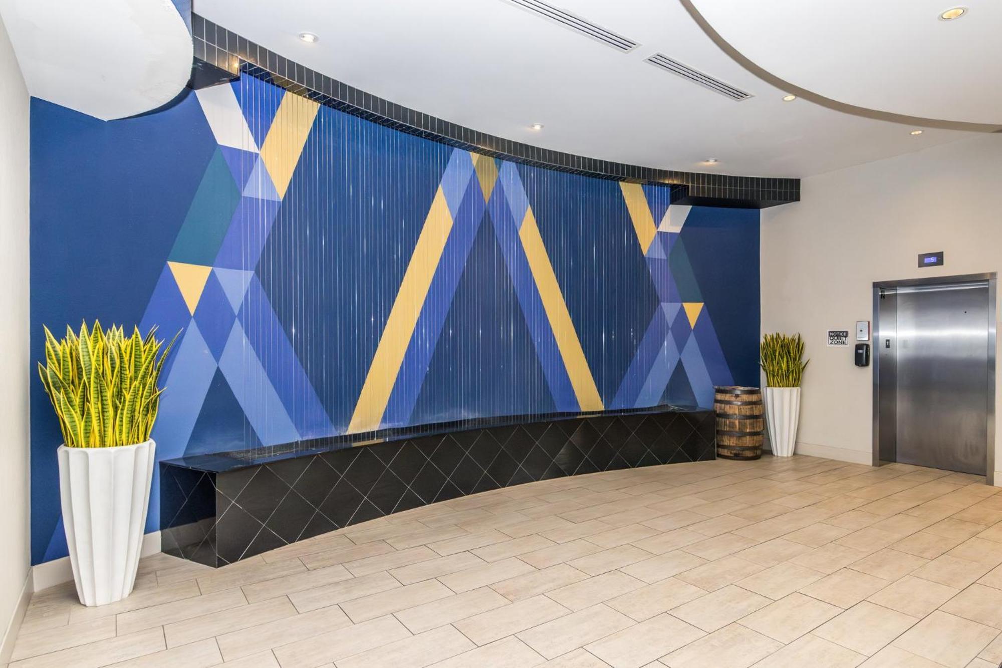 Holiday Inn Express & Suites Downtown Louisville By Ihg Exteriér fotografie