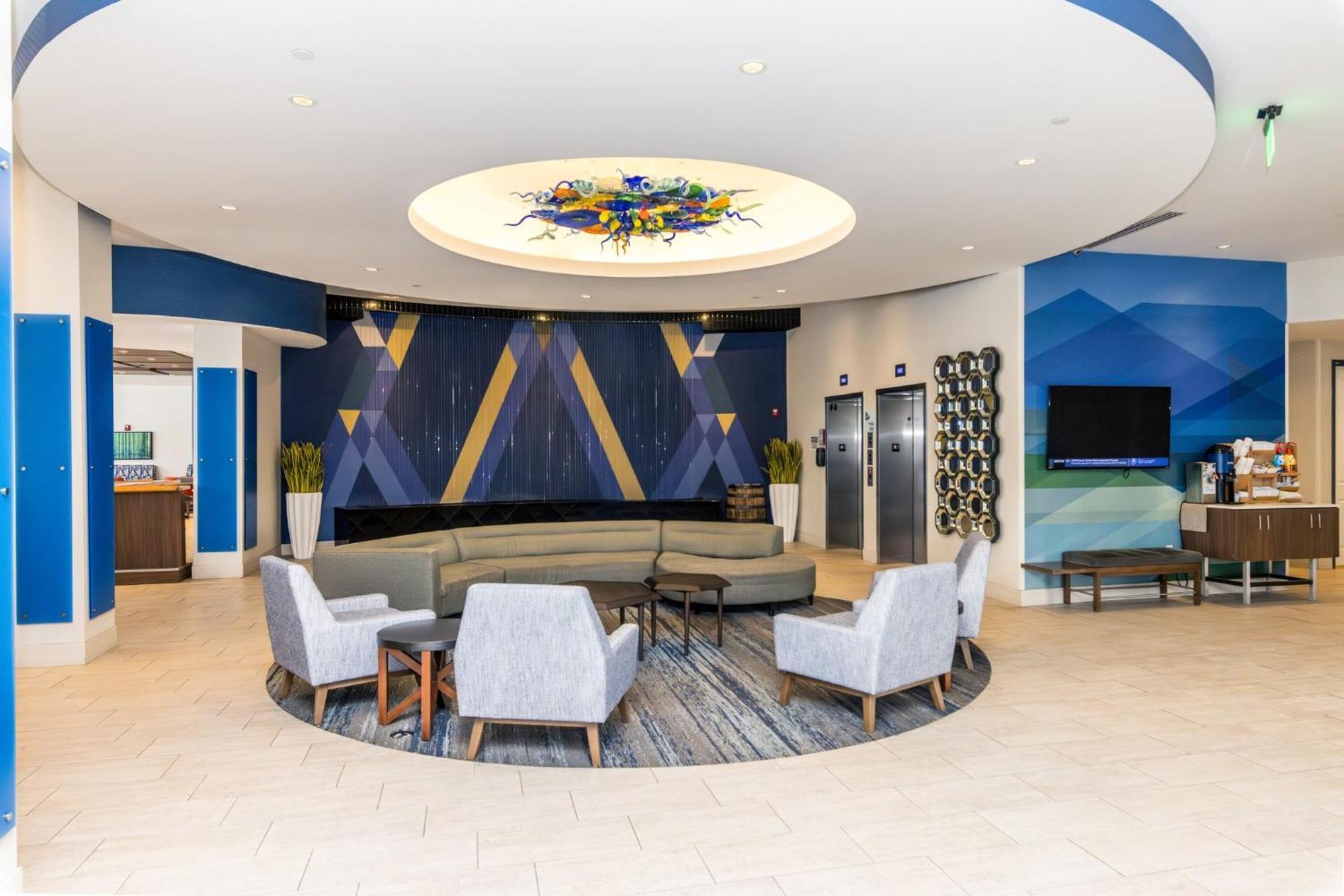 Holiday Inn Express & Suites Downtown Louisville By Ihg Exteriér fotografie