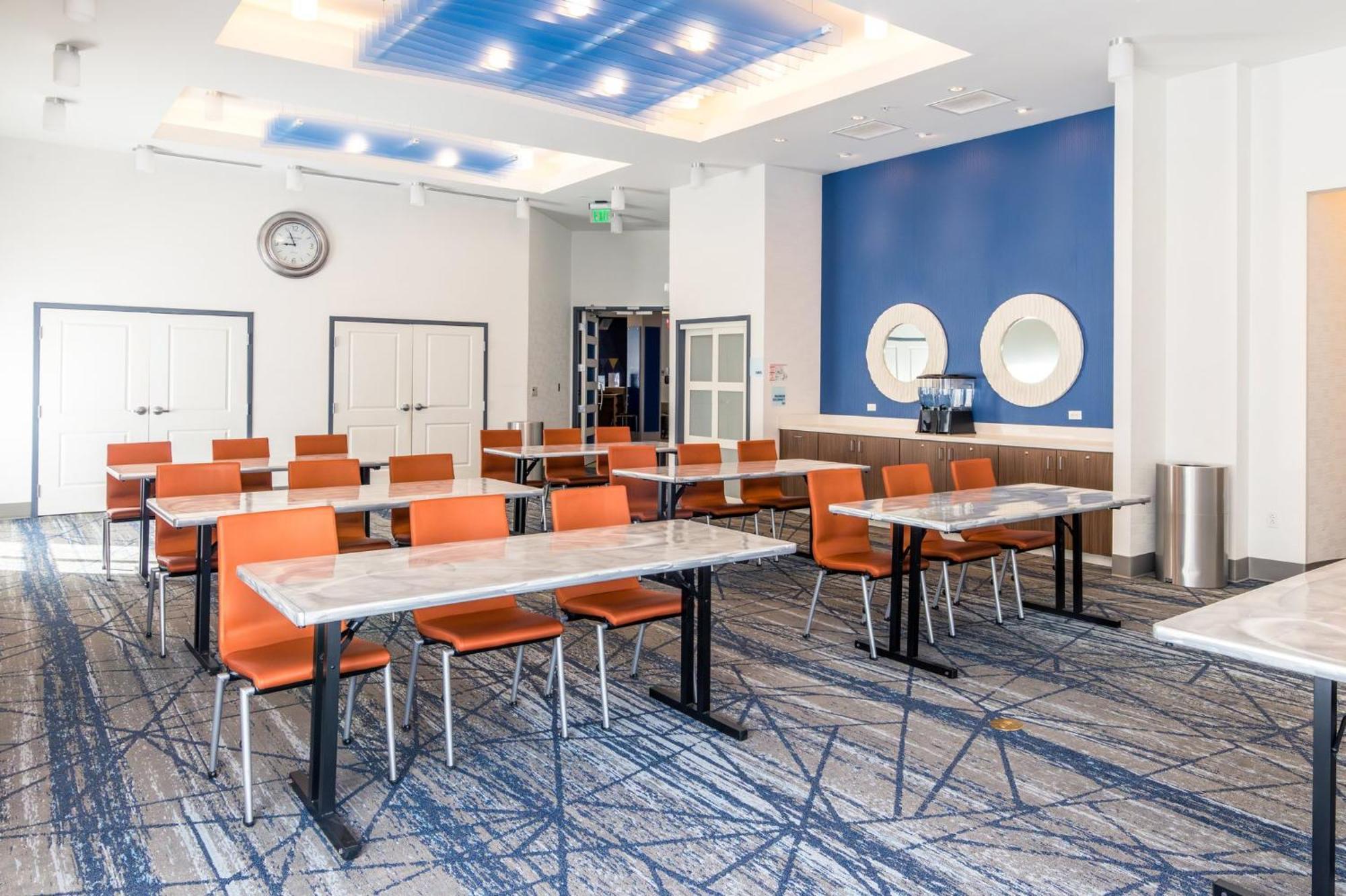 Holiday Inn Express & Suites Downtown Louisville By Ihg Exteriér fotografie